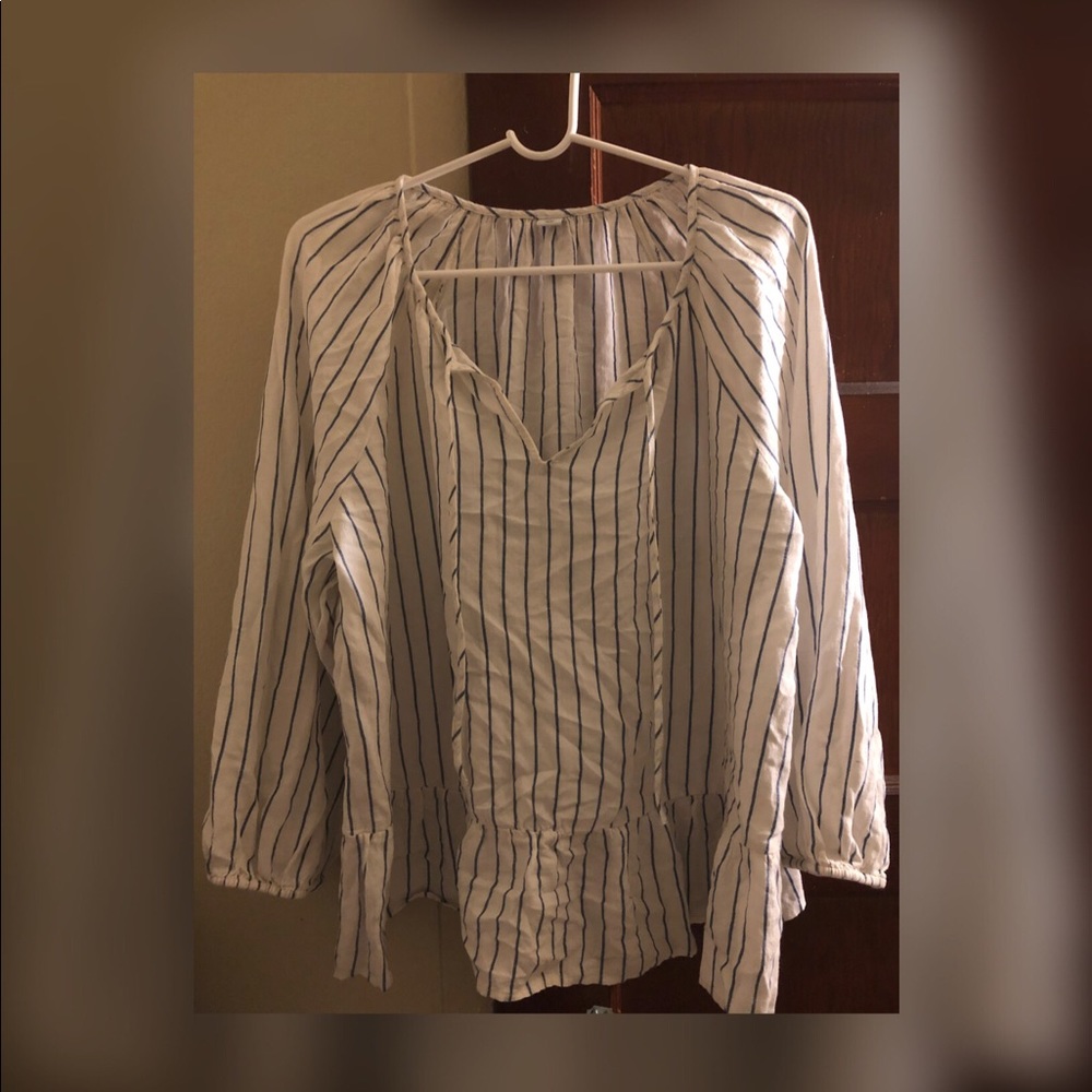 Women’s ruffled Tie Neck strip shirt